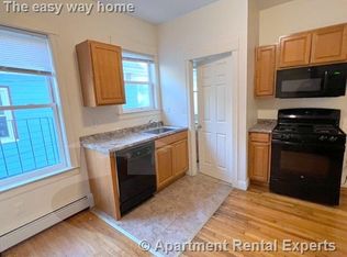 37 Oak St APT 3F, Somerville, MA 02143
