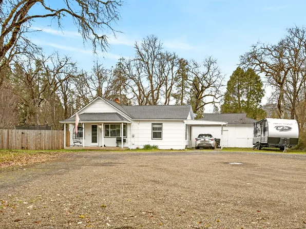 120 Birch St, Shady Cove, OR 97539