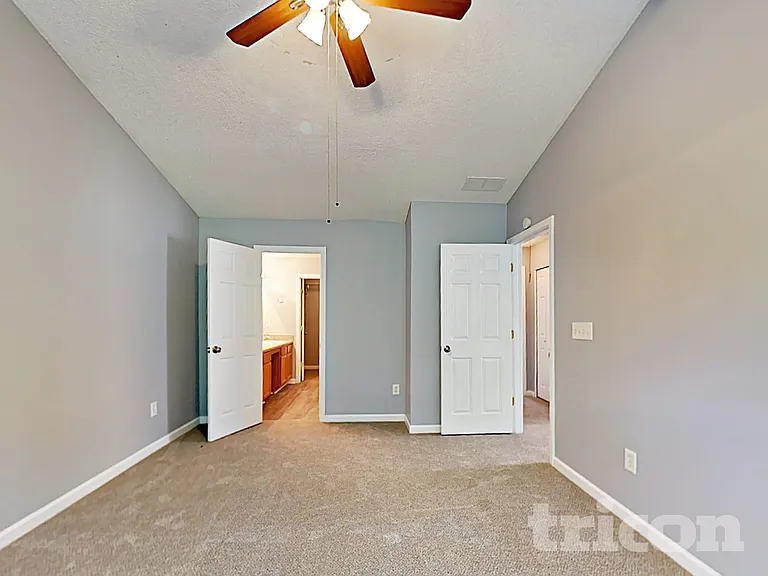1089 Dunedin Trl — Photo 12