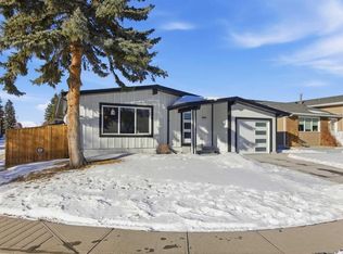 428 S Queen Anne Way SE, Calgary, AB T2J4R9