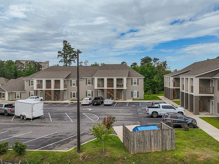 Springhill Apartments — Photo 16