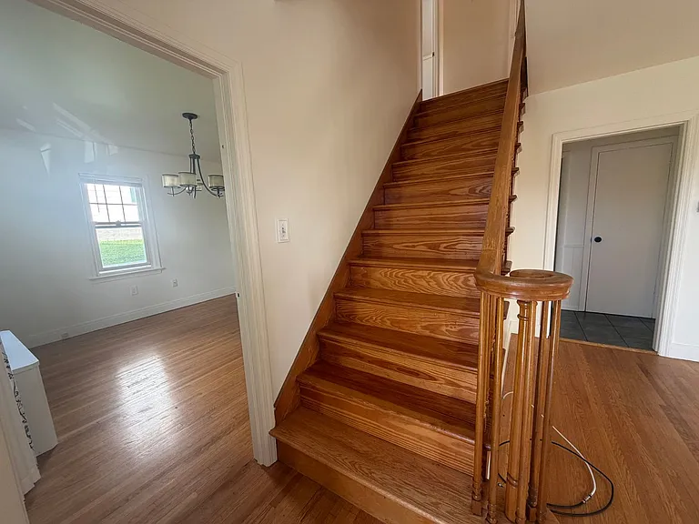 5 E Walnut St — Photo 14