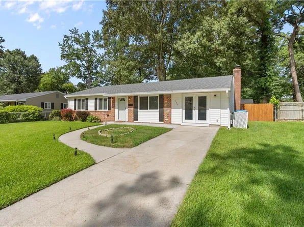 453 Turf Dr, Virginia Beach, VA 23452
