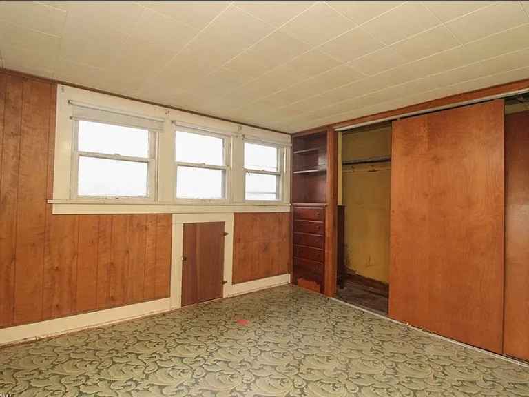 100 Perry St — Photo 10