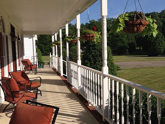 5th image of 3220 Carriage Hill Ct