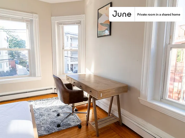 76 Easton St #A — Photo 3