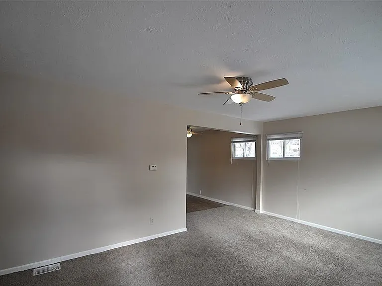 7604 Western Ave — Photo 7