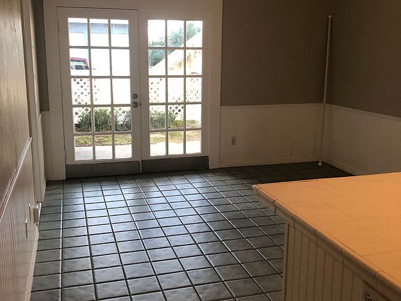 5th image of 889 Bluefish Ave