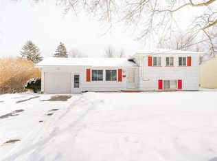 90 Andy Ln, Rochester, NY 14606