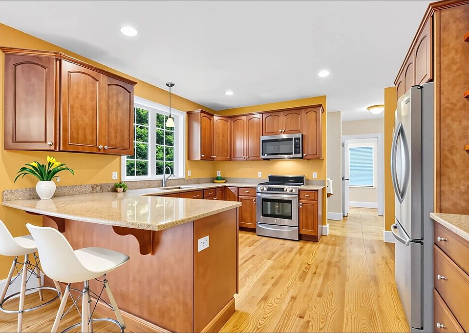 2nd image of 7 Nara Ridge Rd Unit 7