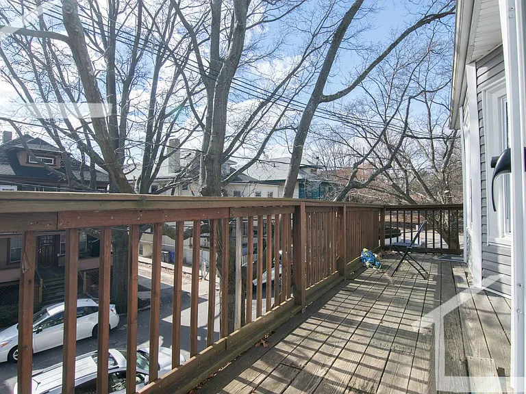37 Long Ave #3 — Photo 2