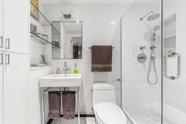 Sold by Compass | media 14