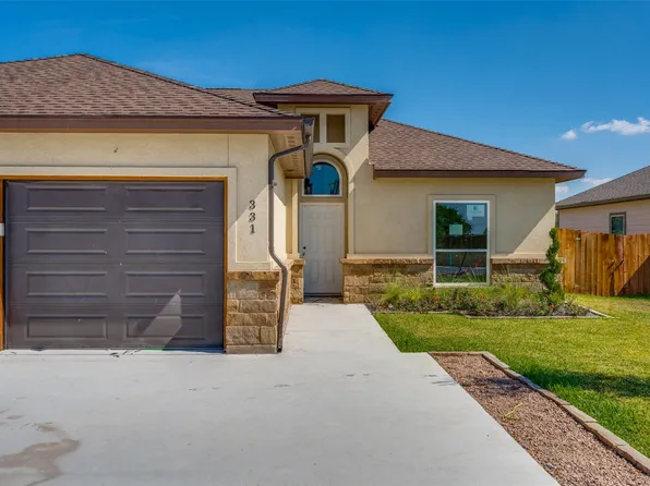 331 Navarro Way #26B, Seguin, TX 78155