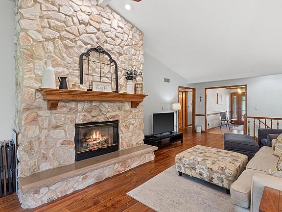 4th image of 7727 W Maple Ridge COURT
