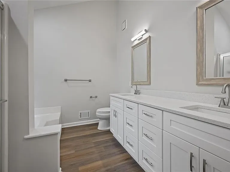 410 Hickory Walk — Photo 15