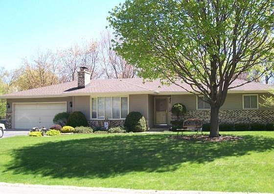 1st image of 121 Kirkwood Ave