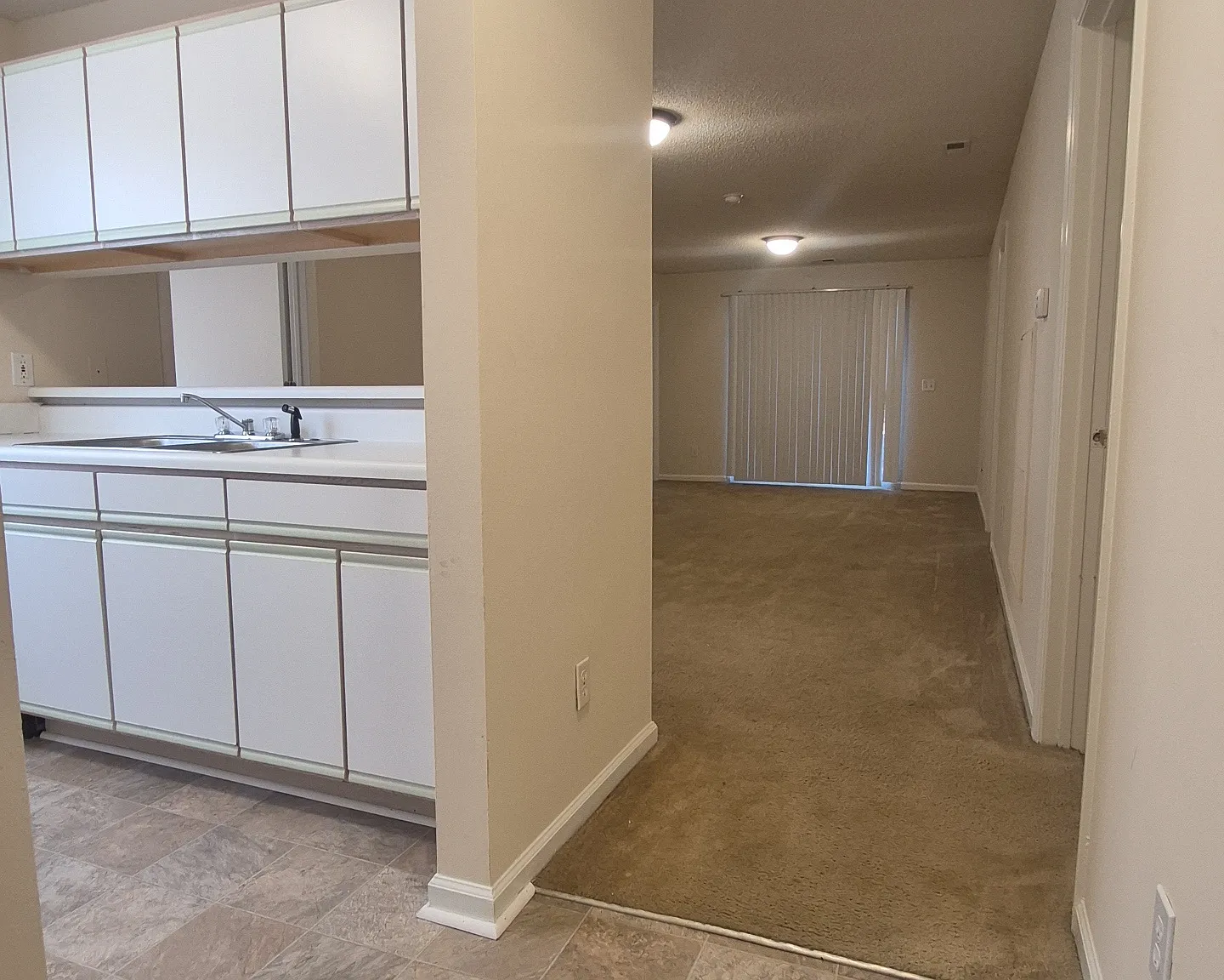 3 bed, $1,200 — Photo 1