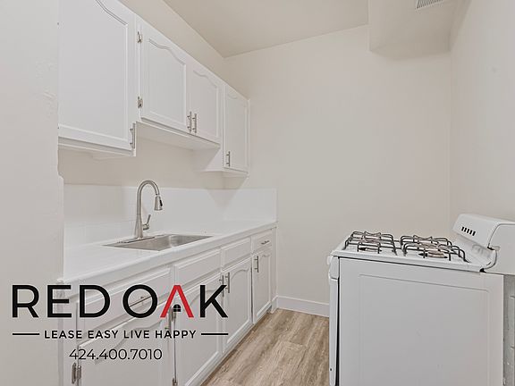 2nd image of 147 5/8 S Normandie Ave #302
