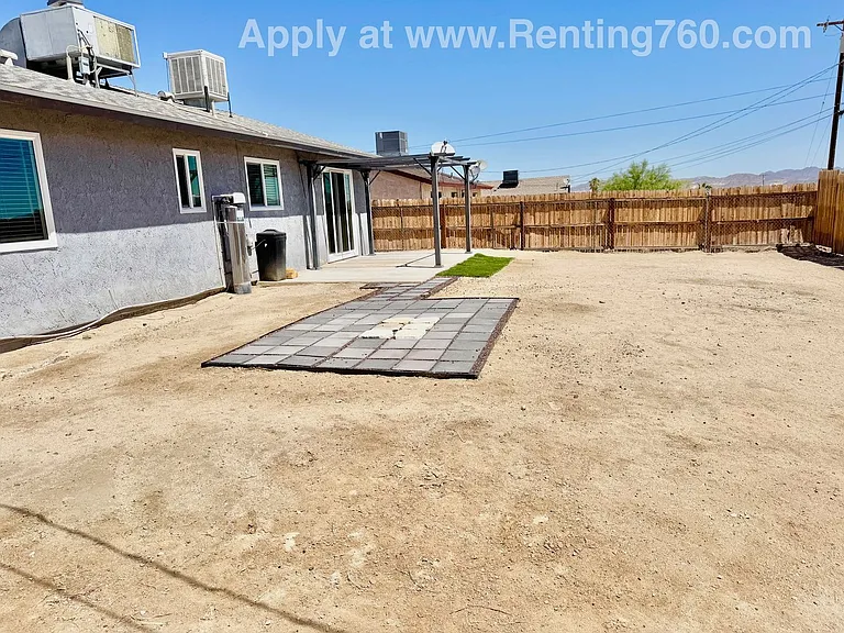 5323 Cahuilla Ave — Photo 32