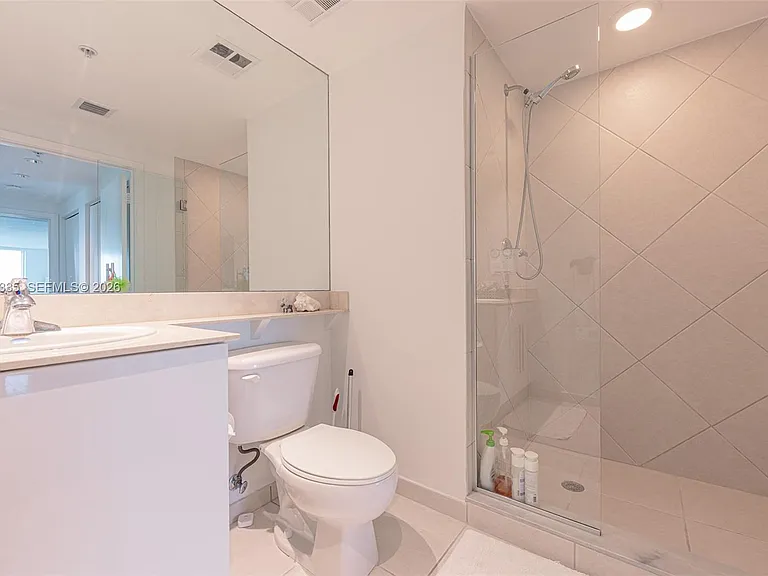 335 Biscayne Blvd #1009 — Photo 13