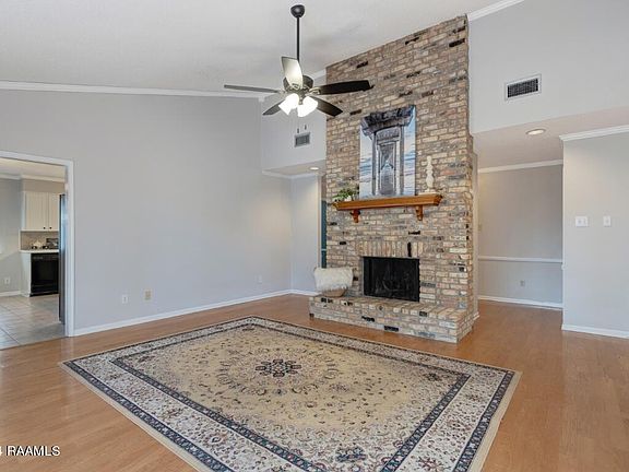 3rd image of 102 Abundance Ct