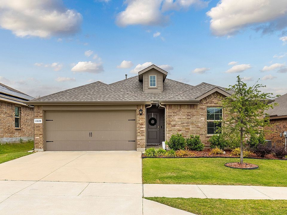 1st image of 2229 Blythwood Trl