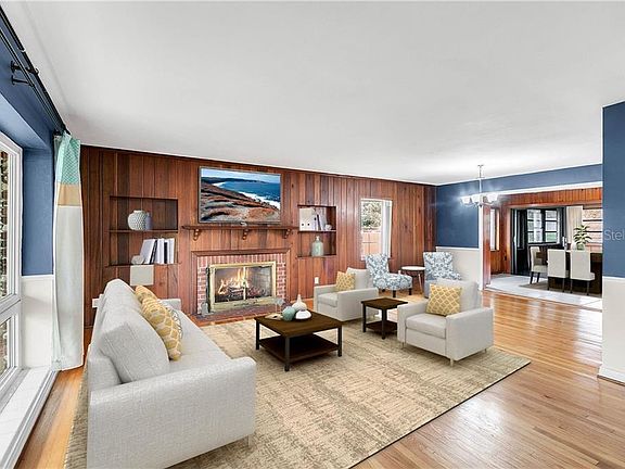 3rd image of 7106 Lake Dr