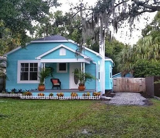 Property main image