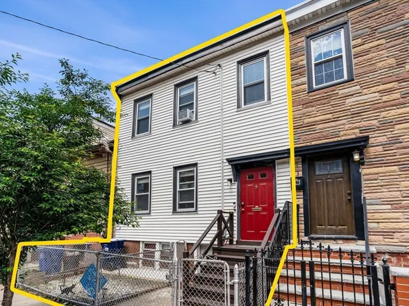 3 Emmons St, East Boston, MA 02128