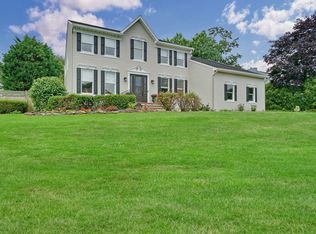 5 Sherwood Dr, Brielle, NJ 08730