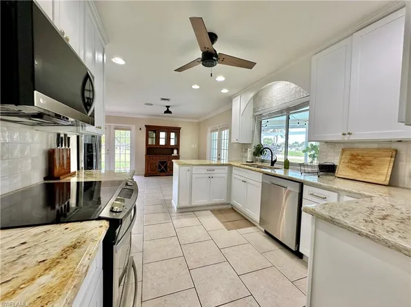 169 Baltusrol Dr, Naples, FL 34113