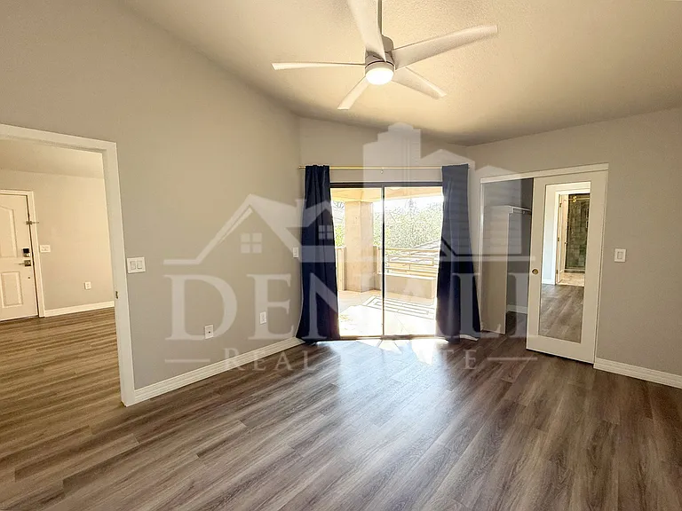 4848 N 36th St #221 — Photo 7