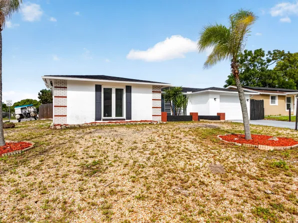 10911 Stamford Dr, Port Richey, FL 34668