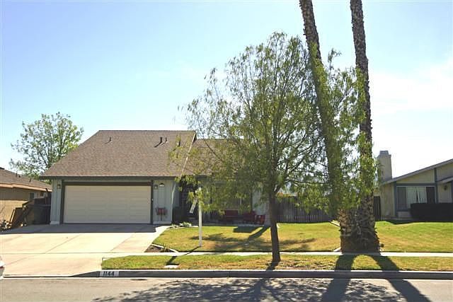 1144 Fallbrook