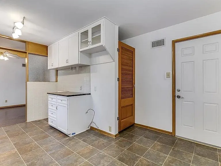 1426 E Salome Ln — Photo 18