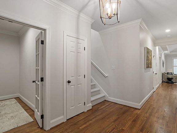 5th image of 3417 Sir Colleton Ct