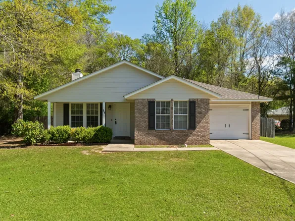 809 Longstreet Dr, Hattiesburg, MS 39401