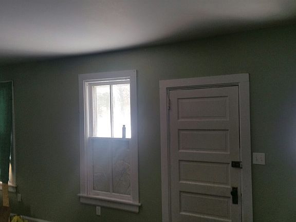 4th image of 700 Grant St
