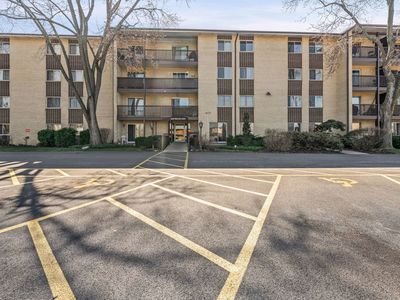 640 Murray Ln Unit 111, Des Plaines, IL, 60016
