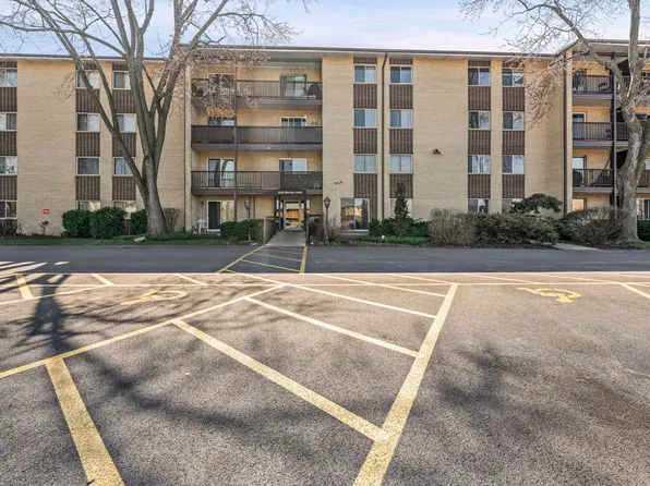 640 Murray Ln Unit 111, Des Plaines, IL 60016
