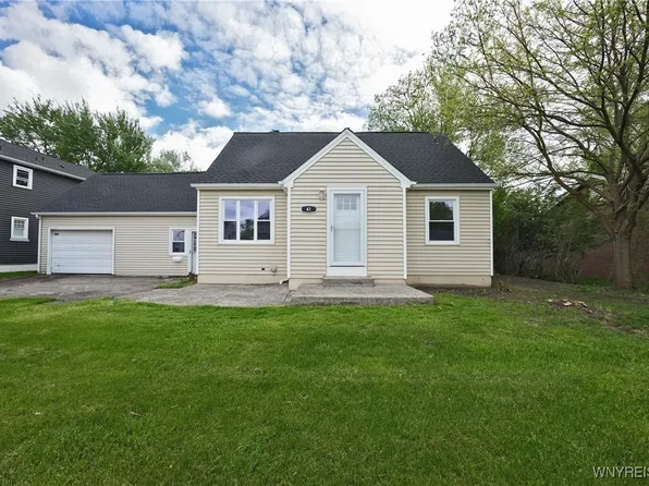 41 Elmview Ave, Lackawanna, NY 14218