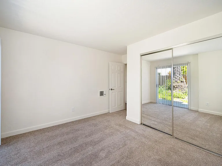 Elan Carlsbad Shores — Photo 20