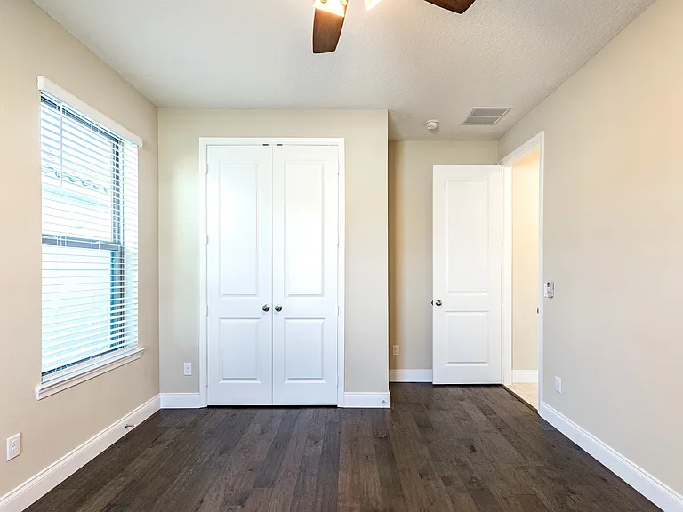 8278 Procida Isle Ln — Photo 36