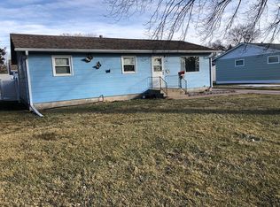 358 N 10th St, Loup City, NE 68853