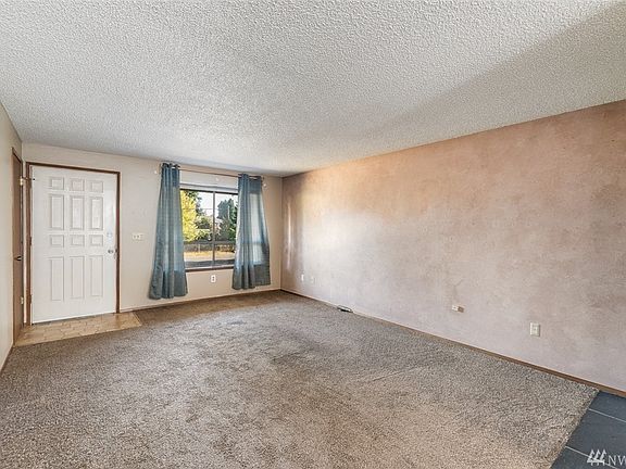 5th image of 4503-4505 19th Ave SE