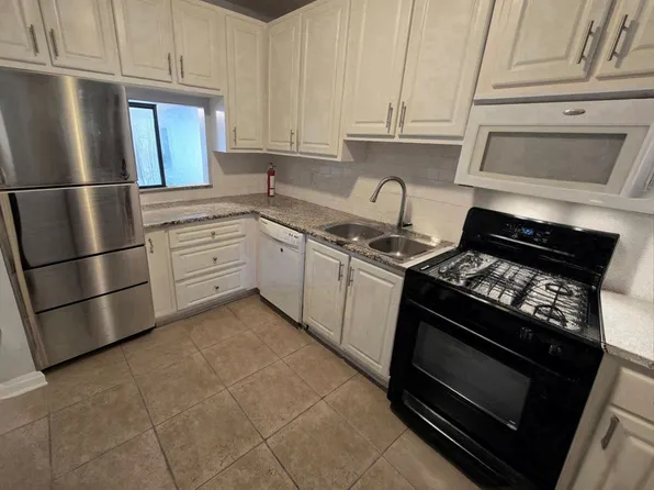 623 N Bay St, Eustis, FL