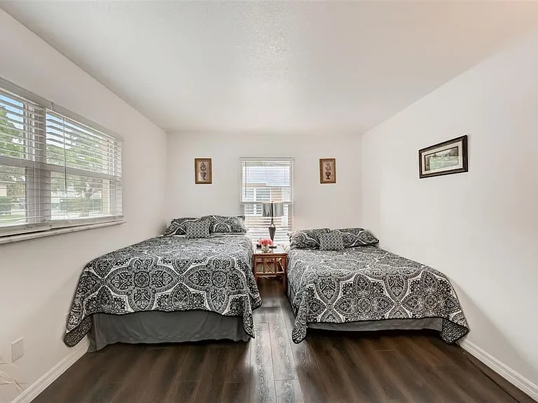 618 S Osprey Ave — Photo 15