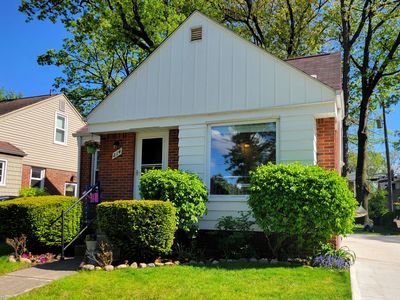 214 E Woodland St, Ferndale, MI, 48220