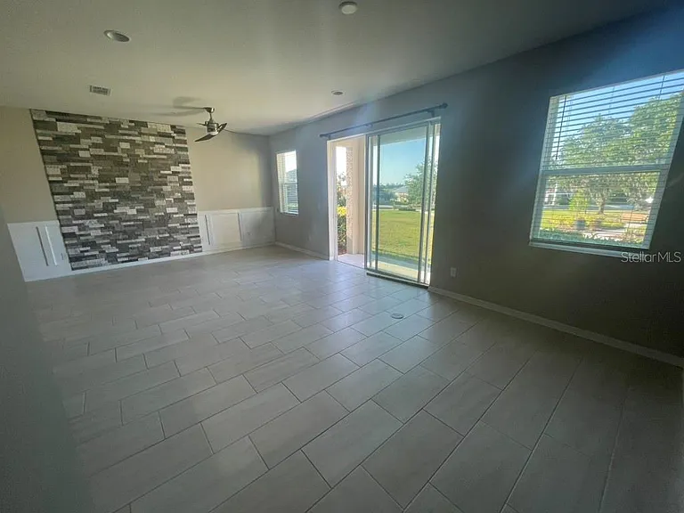 15221 Sunrise Grove Ct — Photo 22