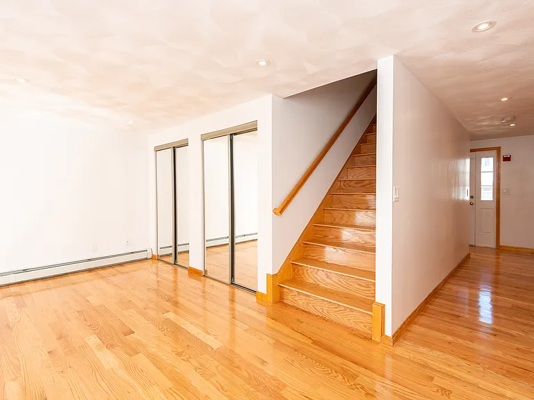 40 Rosewood Dr #40 — Photo 18
